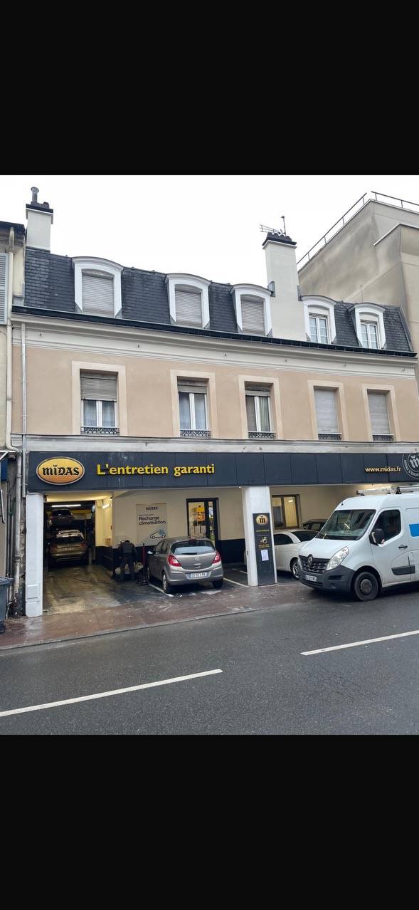 Ravalement de façade chez Midas par adp2000 à Maisons-Laffitte (Yvelines) – Faites appel à des experts !