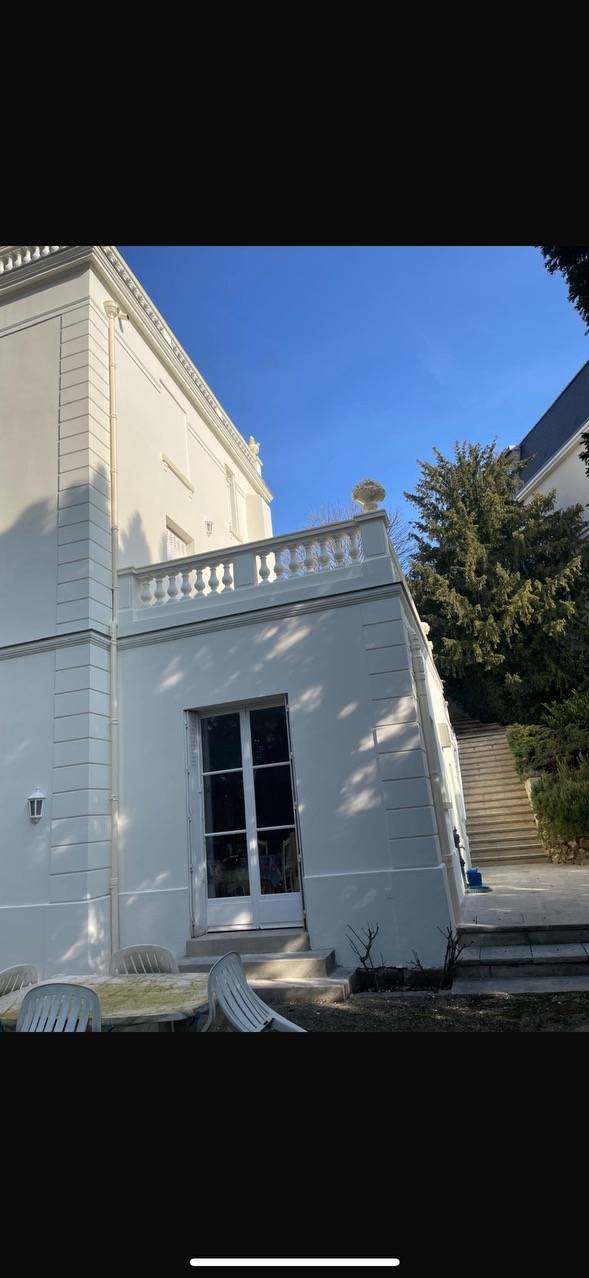 Ravalement de Façade à Saint-Germain-en-Laye dans les Yvelines par votre entreprise experte – Embellissez et Protégez Votre Maison !