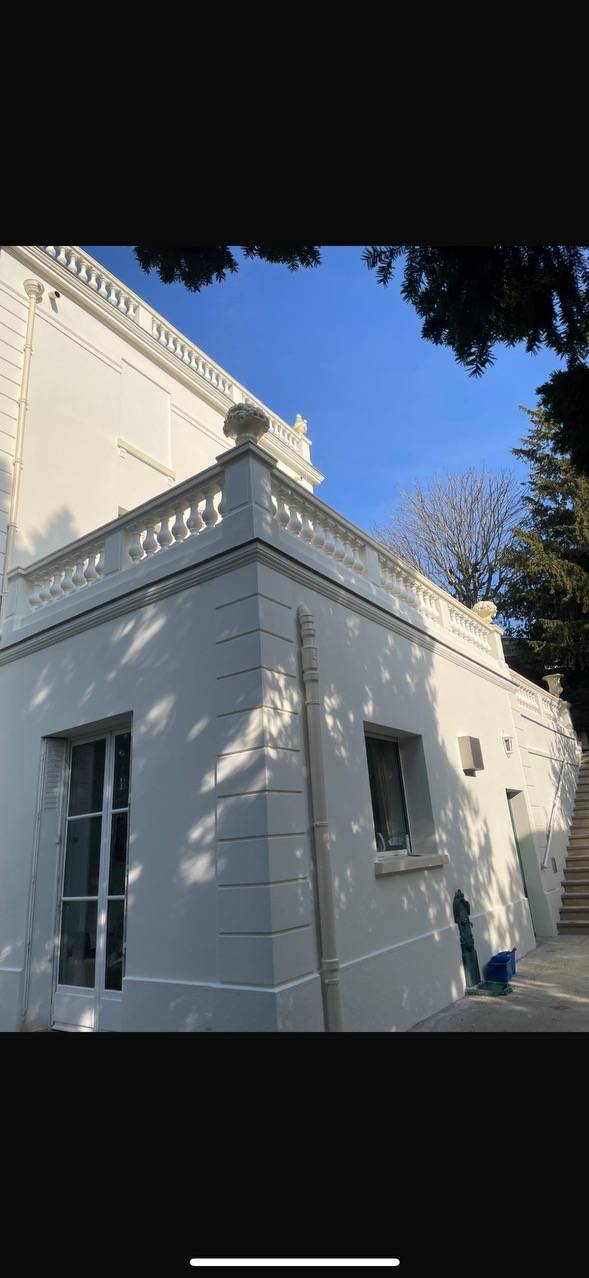 Ravalement de Façade à Saint-Germain-en-Laye dans les Yvelines par votre entreprise experte – Embellissez et Protégez Votre Maison !