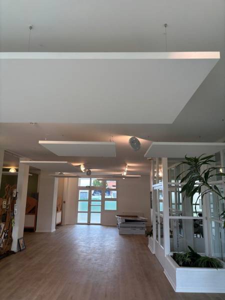 Etablir un devis pour la pose d'un parquet flottant par une entreprise spécialisée à Versailles en région parisienne